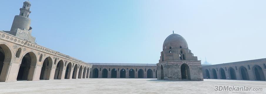 Tolunolu Camii